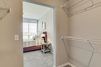 Maven walk-in closets